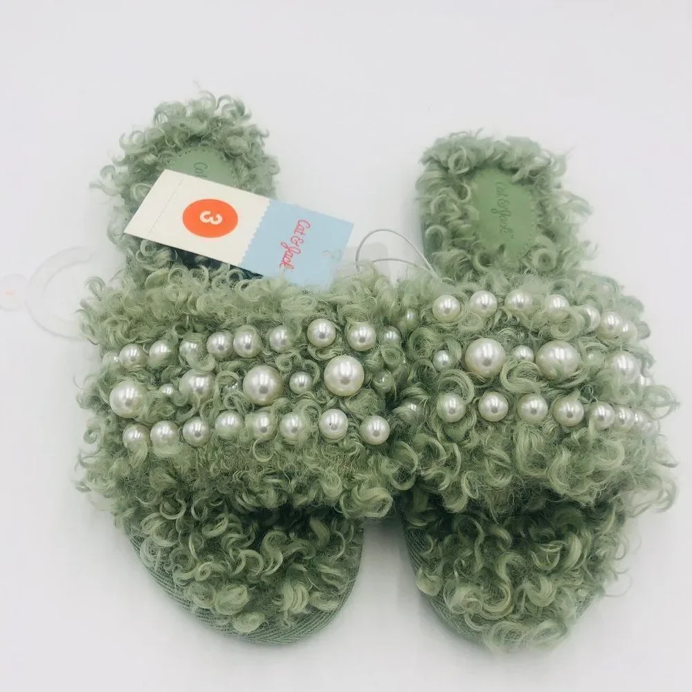 Cat and Jack Girls Size 3 Fuzzy Slippers Green Faux‎ Fur Pearls Slides